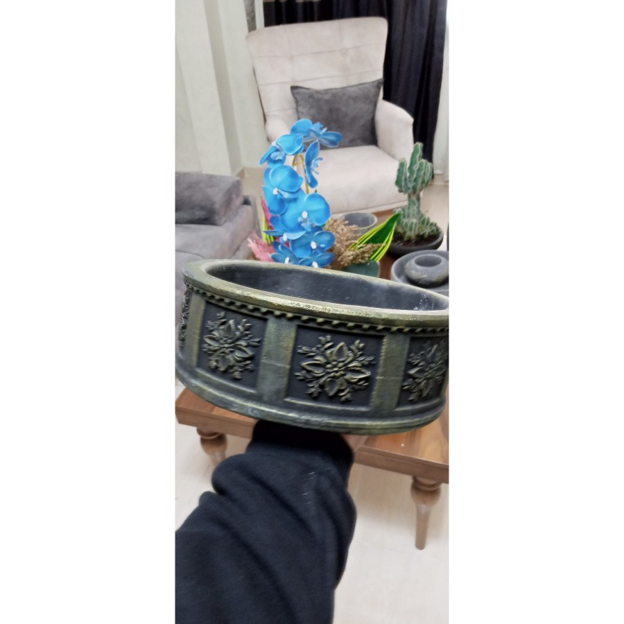 Gold desenli eskitme beton saksı 23*10 cm suya karşı 50 yıl garantili